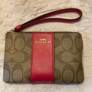 NWOT! Coach wristlet